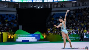 app f hoop raffaeli sofia ita sfe01309 copia simone ferraro ph